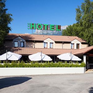 Hotel Logis Des Trois Massifs Claix  Exterior photo