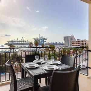Ferienwohnung Luxurious Duplex Seafront Apt W Amazing Sea Views Birżebbuġa Exterior photo