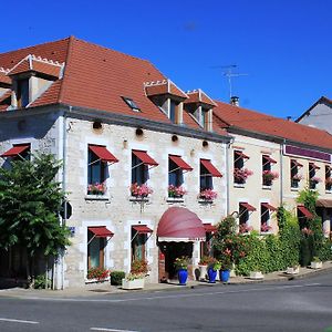 Hotel De La Loire Saint-Satur Exterior photo