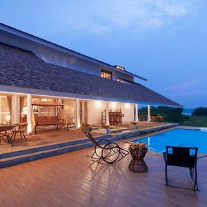 Stayvista'S Eva Villa - Lakeside Luxury With Modern Decor, Pool & Expansive Lawn - Near Sula Nashik Exterior photo