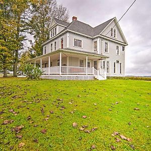 Villa Historic Victorian Farmhouse With Porch And Views! Mayville Exterior photo