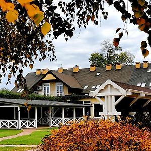 Hotel Zajazd Podzamcze Falkow Exterior photo