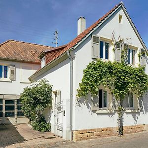 Ferienwohnung Ferienhaus CASA PI mit Garten bis 4 Erw. 2 Kinder Forst an der Weinstrasse Exterior photo