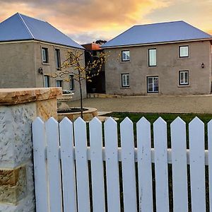 Bed and Breakfast Triabunna Barracks Exterior photo