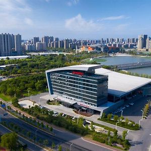 Hotel Hampton By Hilton Yangzhou Wenchang Road Exterior photo