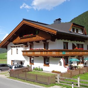 Ferienwohnung Haus Edring Tux Exterior photo