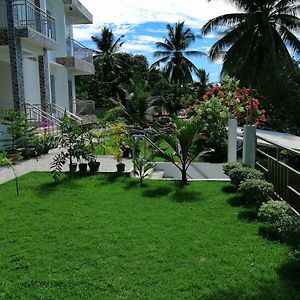 Marlene'S Hilltop Villa Cebu Stadt Exterior photo