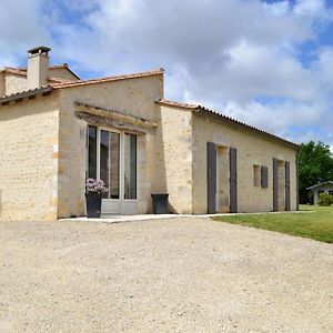 Bed and Breakfast Le Clos Du Charpentier Balzac Exterior photo