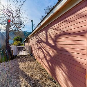 Villa The Pool House Ferndale Exterior photo