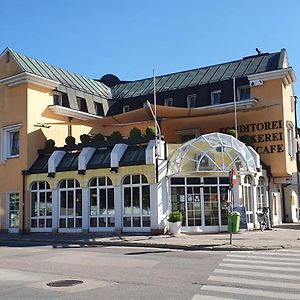 Hotel Pension Müller Gartner Groß-Enzersdorf Exterior photo