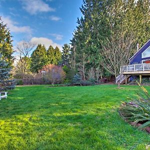 Puget Sound Home With Beautiful Yard And Deck! Des Moines Exterior photo