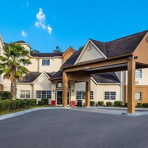 Red Roof Inn PLUS+&Suites Savannah – I-95 Exterior photo