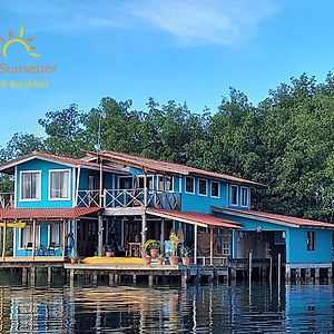 Bed and Breakfast The Sunsetter Bed&Breakfast Bocas del Toro Exterior photo