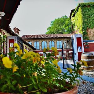 Bed and Breakfast Foresteria Ristorante Conti Roero Monticello d'Alba Exterior photo