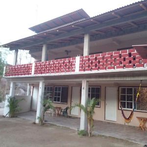 Bed and Breakfast Posada Dos Hermanas Barra de la Cruz Exterior photo