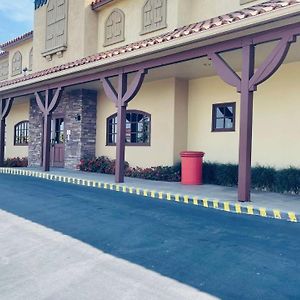 Best Western Corona Hotel&Suites Exterior photo