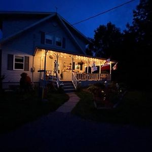 Bed and Breakfast Forest & Lake Pei Bed & Breakfast Murray Harbour Exterior photo