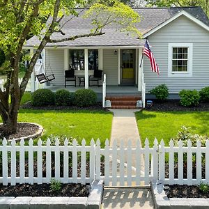 Urbanna Cottage With Private Yard And Water Views West Irvington Exterior photo