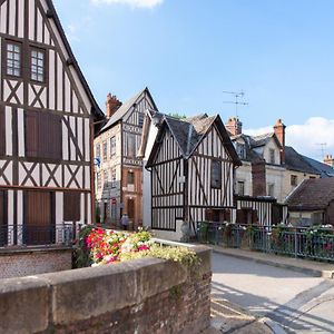 Bed and Breakfast Maison Leontine Bernay  Exterior photo