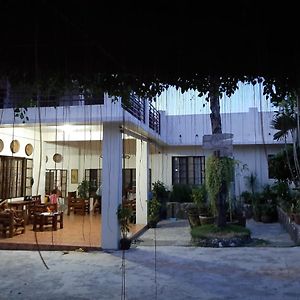 Ferienwohnung Sanctuary Transient House Bacolod Exterior photo