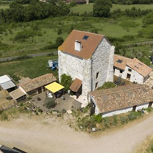 Villa Gite De Bien-Etre De La Symphonie Du Vivant Bonnes  Exterior photo