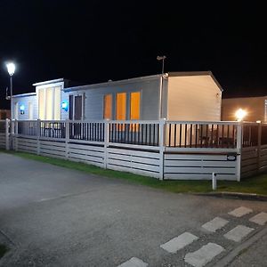 Villa 39 The Meadows New Beach Holiday Park Burmarsh Exterior photo