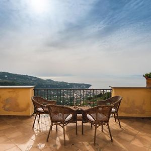 Villa Casale Ianus - Country House With Panoramic View Sorrent Exterior photo