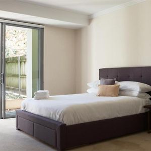 HEYD103S - Warrawee Garden - Premium 3 bedroom apartment Exterior photo
