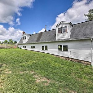 Villa Loft Unplugged With Outdoor Space In Amish Country! Burton Exterior photo