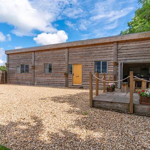 Villa Old Stables, Little Ballthorns Farm Cold Ashton Exterior photo