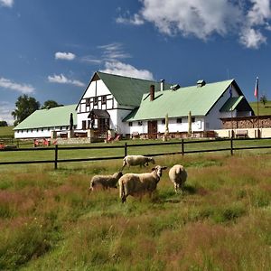 Hotel Farma Hvozd Krompach Exterior photo