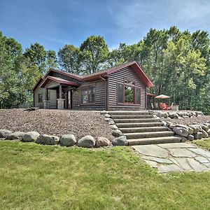 Villa Quiet Lakeside Cabin Patio&Stunning Views! Grantsburg Exterior photo