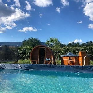 Villa Pensiunea Valea Susitei, Ciubar, Sauna, Atv, Safari, Offroad Jeep, Ghid Turistic Climbing, Rafting, Safari, Paragliding Alexeni Exterior photo