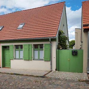 Villa Atelierhaus auf der Insel Werder mit Garten, W-Lan und Netflix Gallin Exterior photo