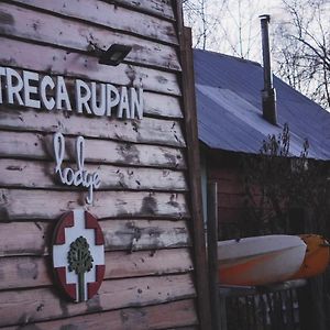 Treca Rupan Lodge Neltume Exterior photo