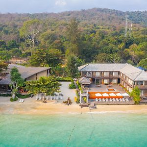 Hotel Baan Ploy Sea Koh Samet Exterior photo