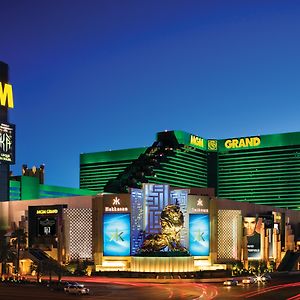 Hotel MGM Grand Las Vegas Exterior photo