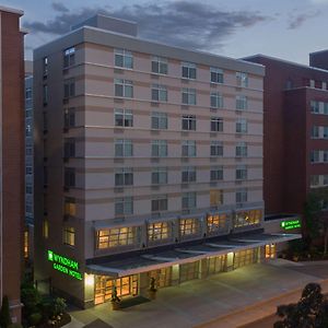 Hotel Wyndham Garden Buffalo Downtown Exterior photo