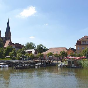 Aparthotel Travel Art Boardinghouse Neuruppin Exterior photo