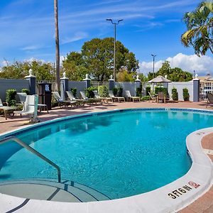 Best Western Fort Myers Inn&Suites Exterior photo