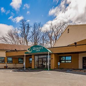 Quality Inn Schenectady - Albany Exterior photo