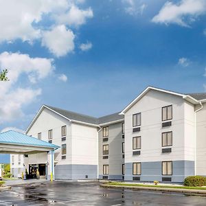 Hotel Baymont By Wyndham Pooler/Savannah Exterior photo