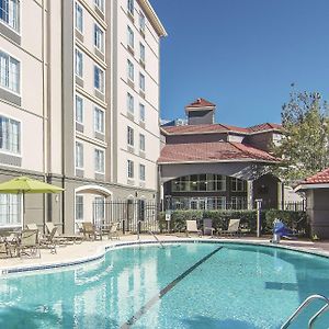 Hotel La Quinta By Wyndham Atlanta Perimeter Medical Exterior photo