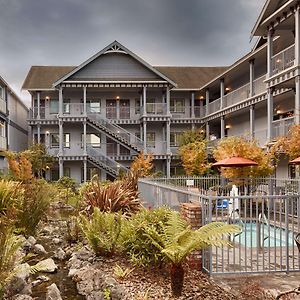 Best Western Plus Bayshore Inn Eureka Exterior photo