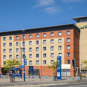 Holiday Inn Express Leicester City Exterior photo