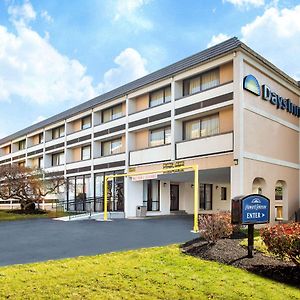 Days Inn By Wyndham College Park Exterior photo