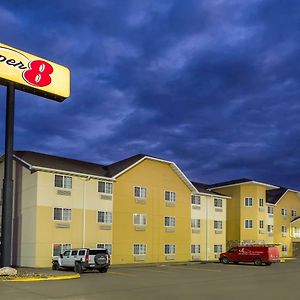 Hotel Super 8 By Wyndham Altoona Exterior photo