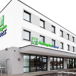 Holiday Inn Express Munich - Olympiapark, an IHG Hotel Exterior photo