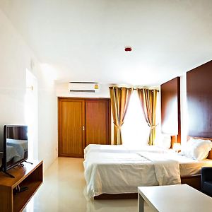 Nrv Place Apart Hotel Bangkok Room photo