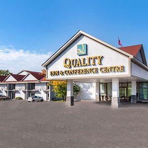 Quality Inn & Conference Centre Orillia Exterior photo